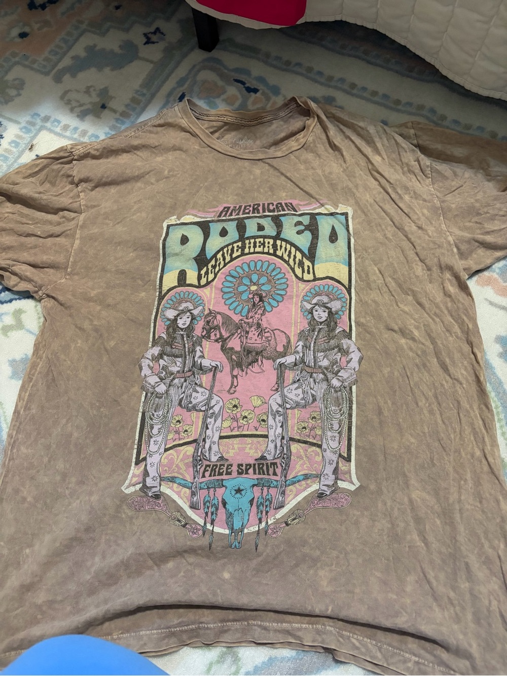 Free Spirit Brown Graphic Tee - Unbranded
